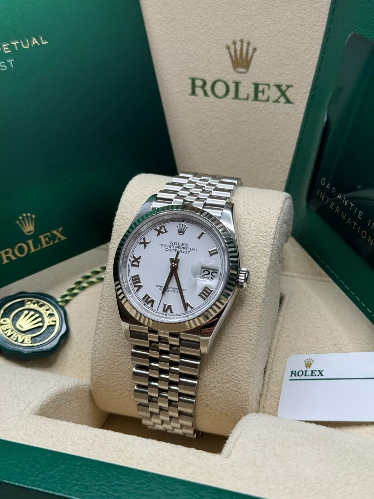 Rolex Datejust 41mm Smooth Bezel White Roman Dial Jubilee - 126300 - Image 5
