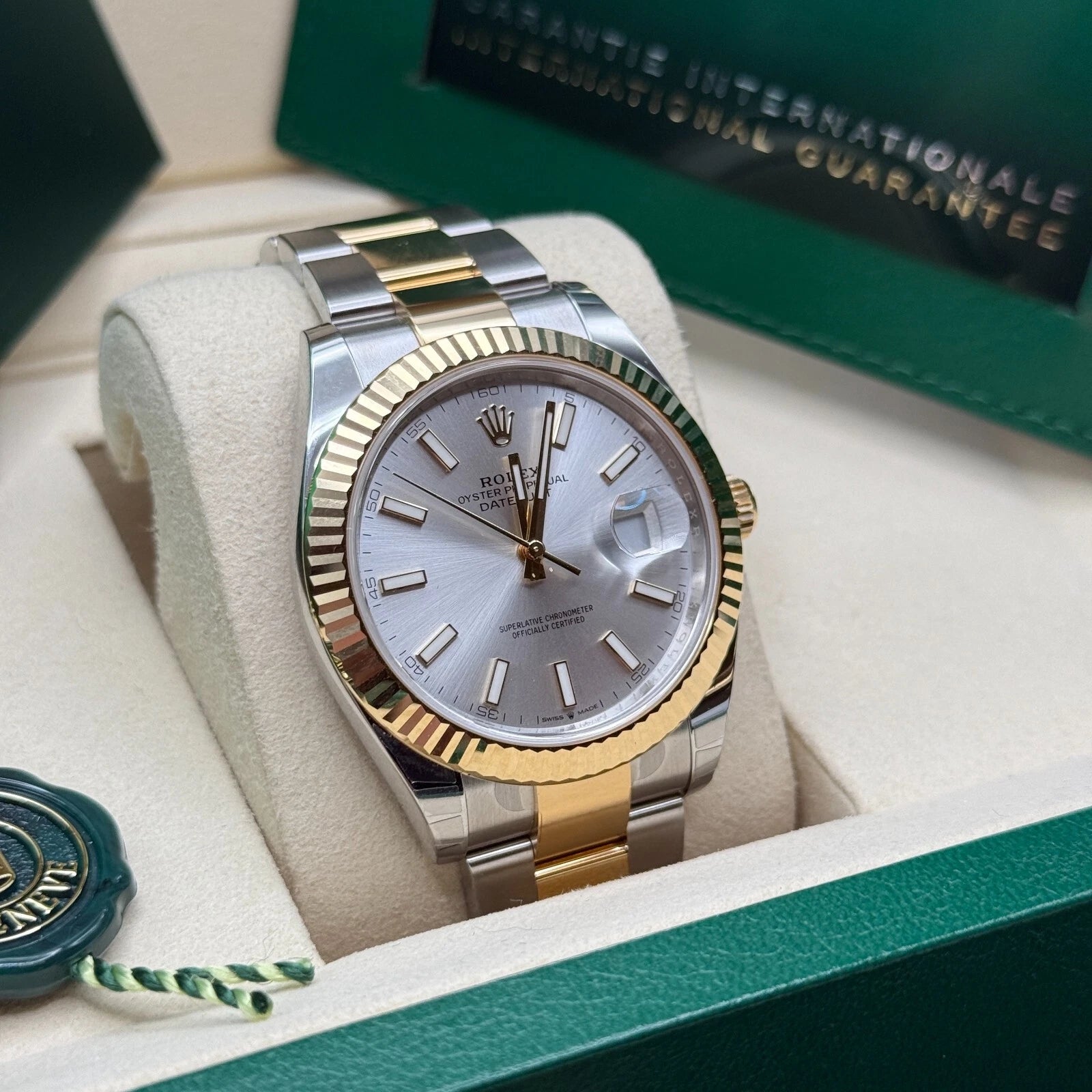Rolex Datejust 41mm 126333 Silver Index Oyster Steel and Yellow Gold Mens Watch - Image 5