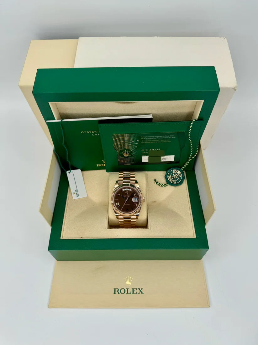 Rolex Day-Date President 40mm Everose Gold Chocolate Roman Dial - 228235 - Image 2