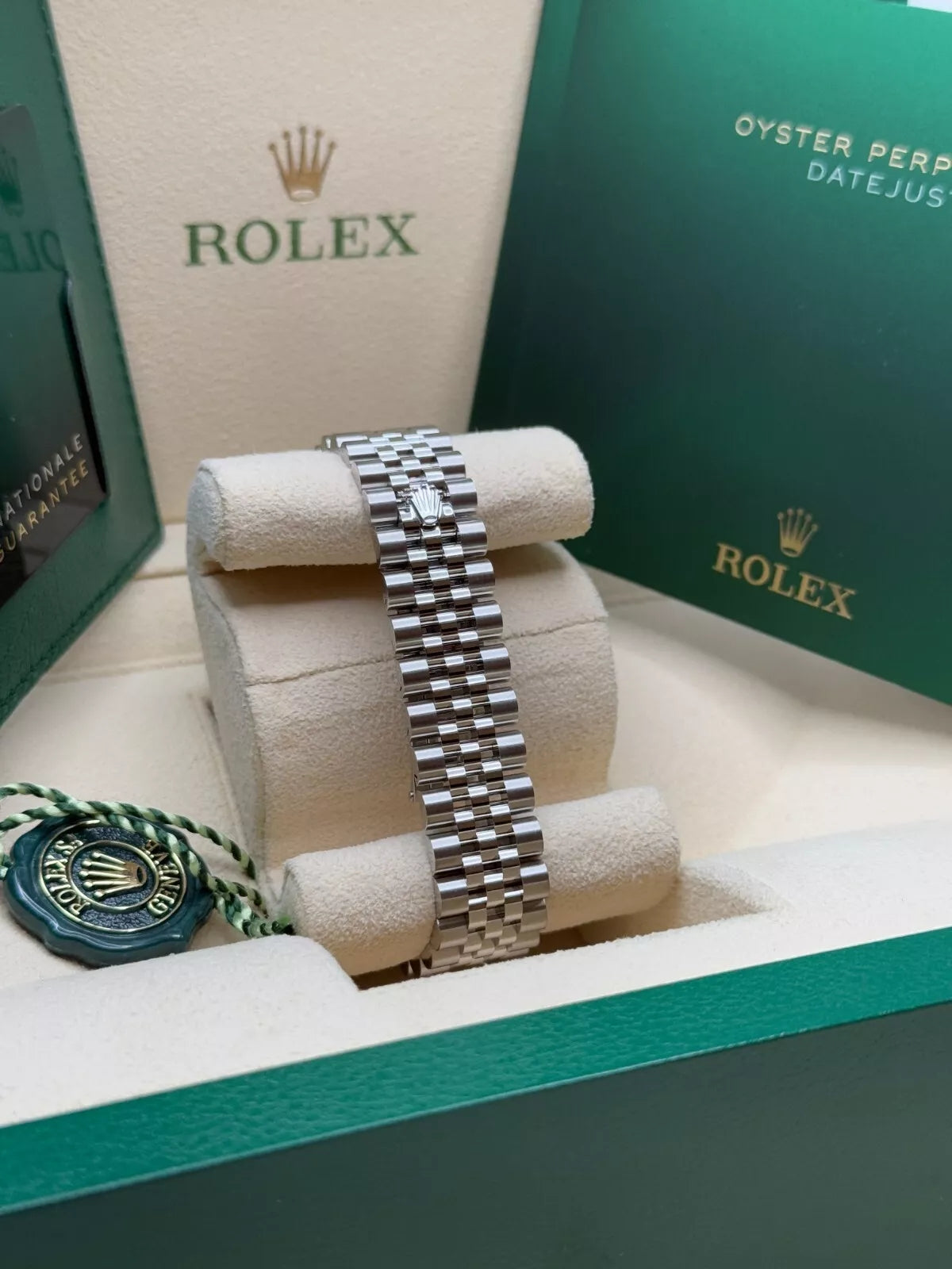 Rolex Datejust m278344-0035/0036 Bright Blue Dial 31mm Domed Diamond Oyster Watch - Image 15
