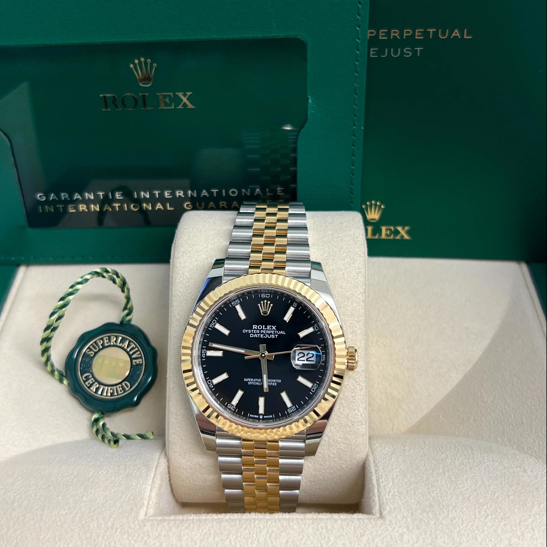 Rolex Datejust 41mm Two-Tone Yellow Gold Fluted Bezel Black Index Dial Jubilee - 126333 - Image 8