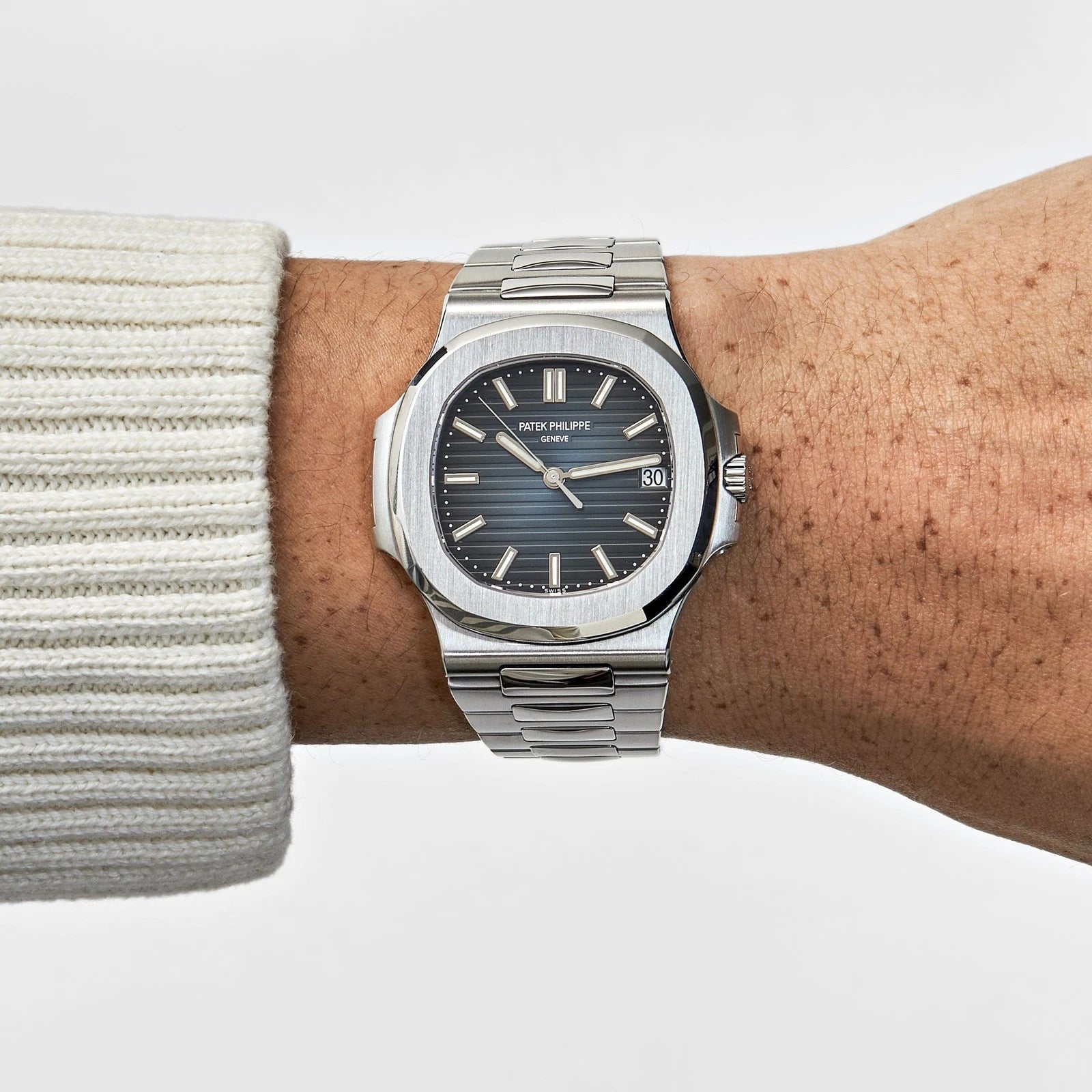 Patek Philippe Watches Nautilus Mens 5711/1A-010 - Image 9