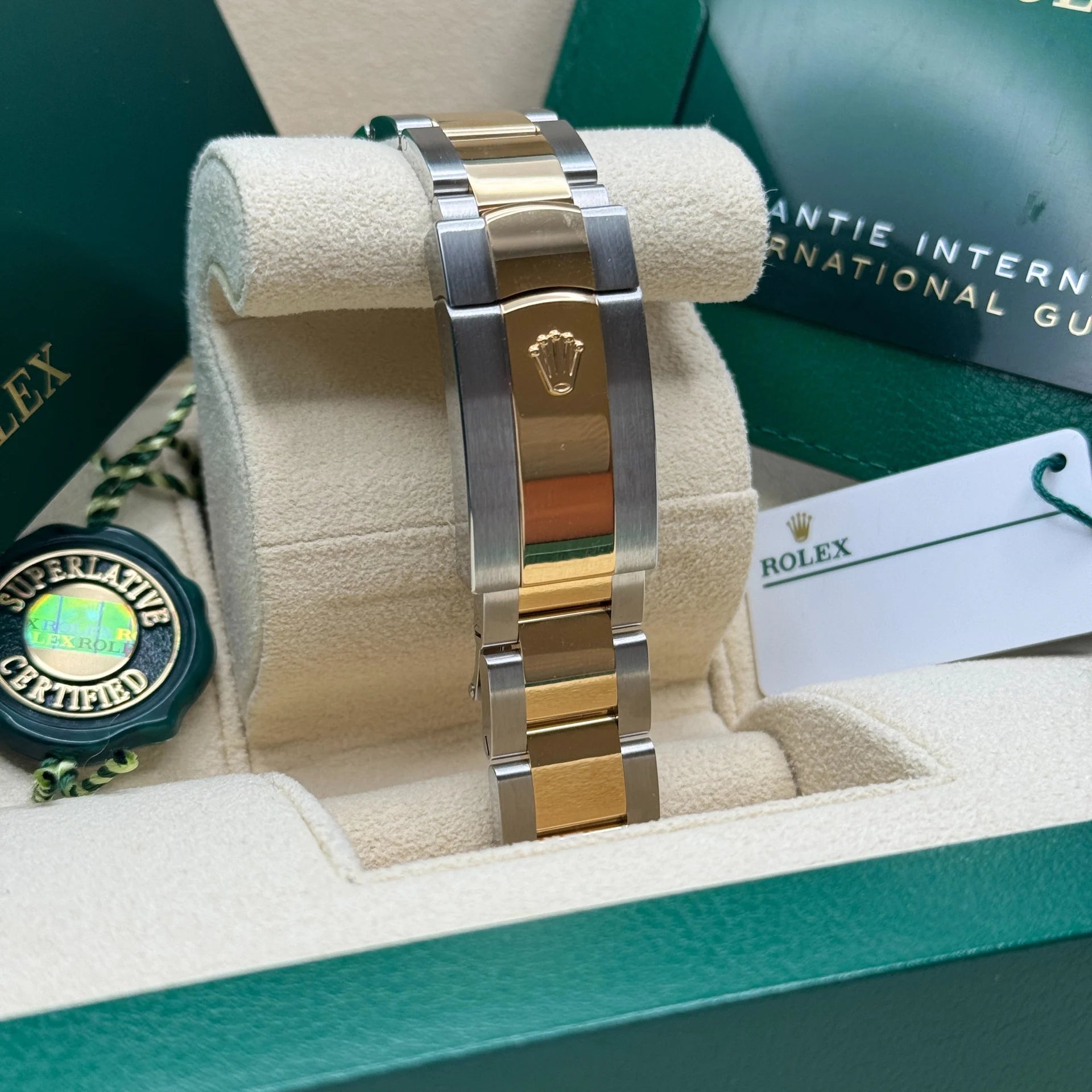 Rolex Datejust 41mm 126333 Two-Tone Yellow Gold Fluted Bezel Wimbledon Dial Oyster - Image 6