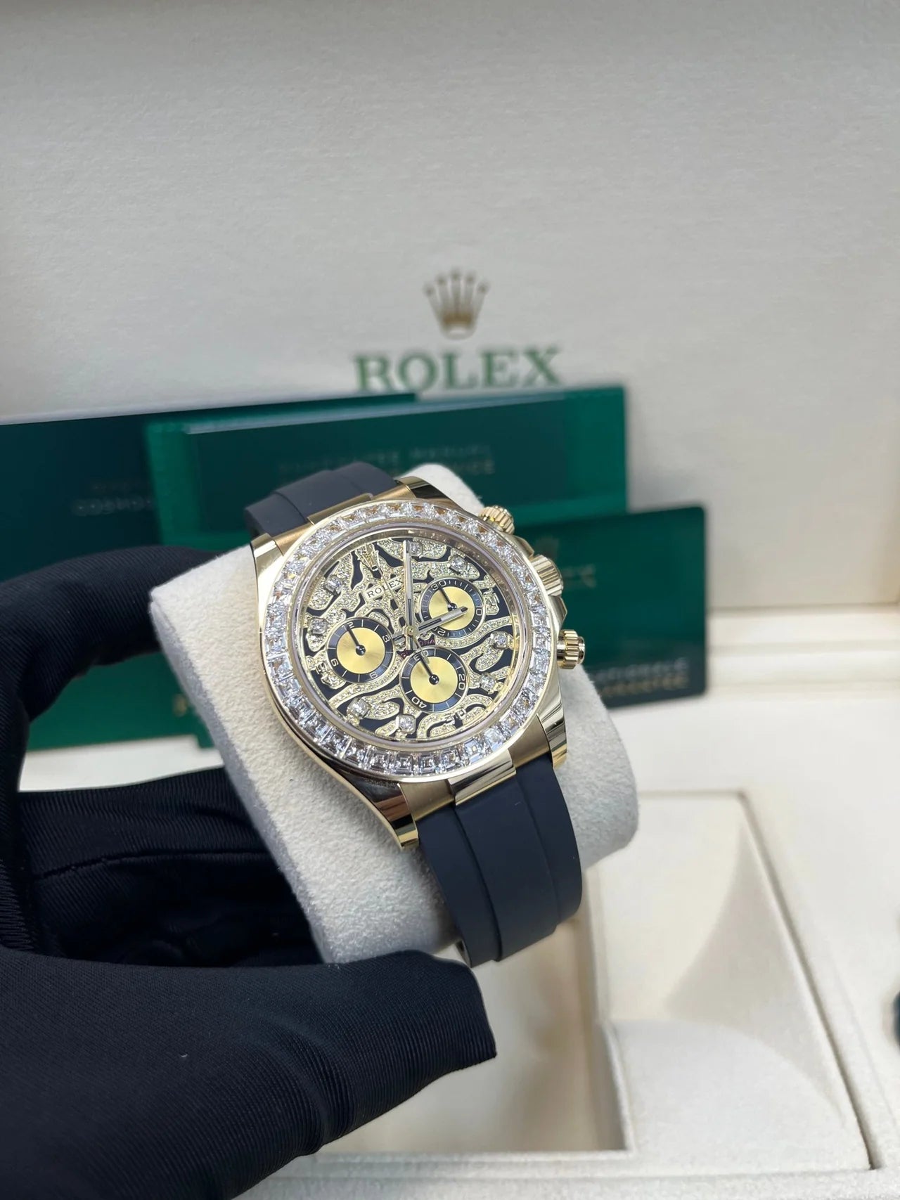Rolex Cosmograph Daytona M116588TBR 40mm - Image 5