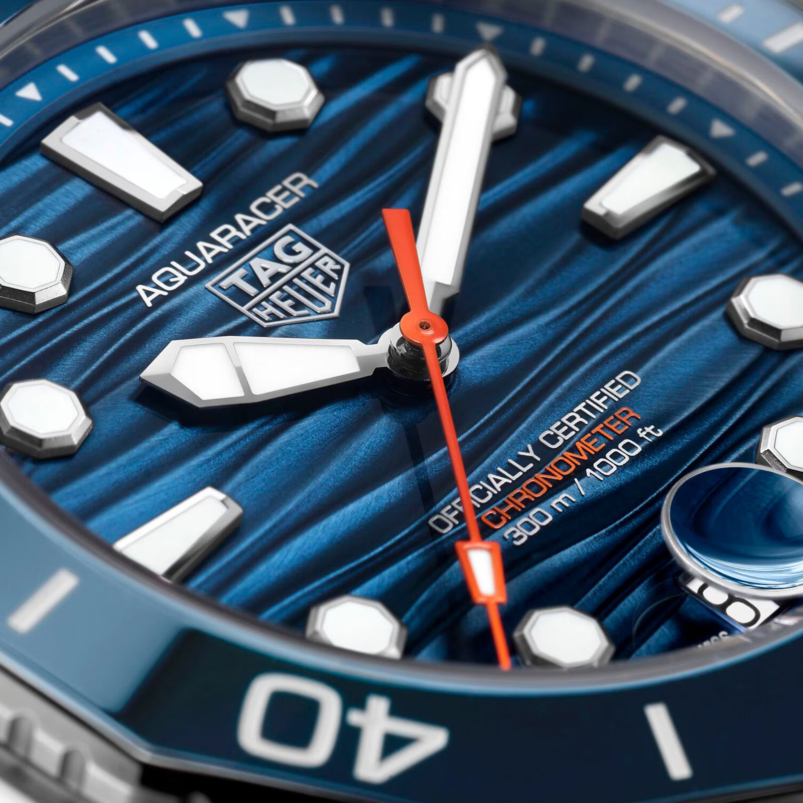 TAG Heuer Aquaracer Professional 300 Date 42mm Mens Watch Blue Rubber WBP5111.FT6259 - Image 4