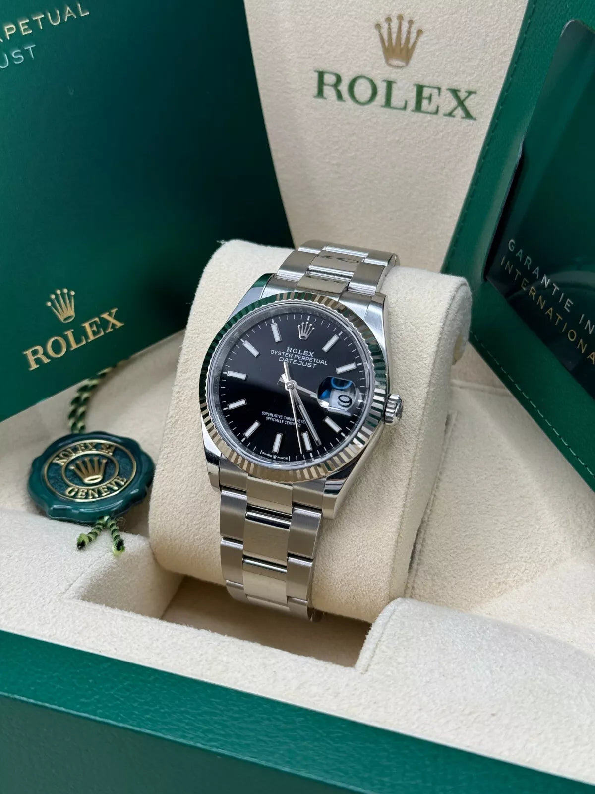Rolex Datejust 36mm 126234 Black Index Jubilee Stainless Steel Mens Watch - Image 10