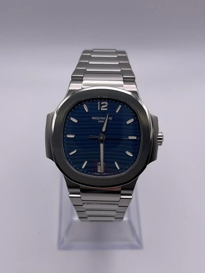 Patek Philippe Nautilus 7118/1A-001 - Image 2