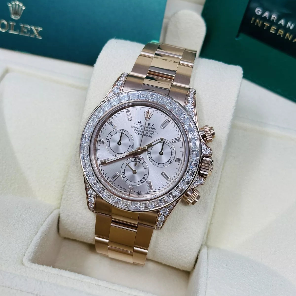 Rolex Cosmograph Daytona 126595TBR 40mm - Image 4