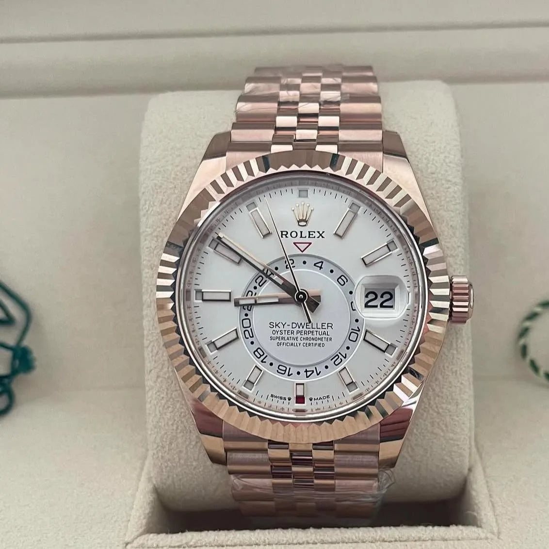 Rolex Sky-Dweller 42mm 336935-0007 Rose Gold White Dial Oyster - Image 6