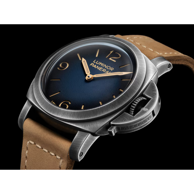 Panerai Luminor Venticinque 44mm PAM02025 - Image 3