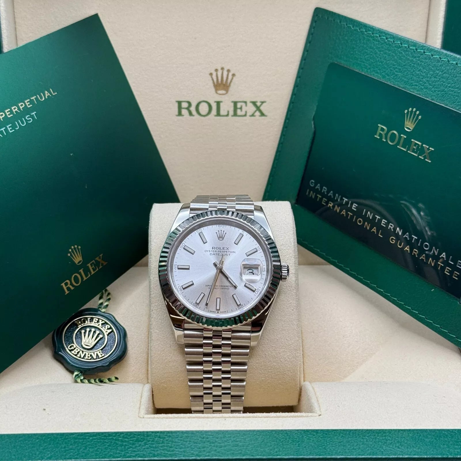 Rolex Datejust 41mm 126334 Silver Index Jubilee Stainless Steel Mens Watch - Image 8