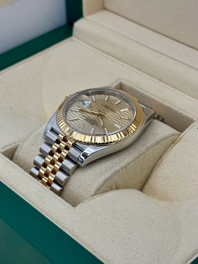 Rolex Datejust 41mm Swiss Replica Watch | Two Tone Jubilee Bracele Champagne Fluted Dial Ref 126333 - Image 5