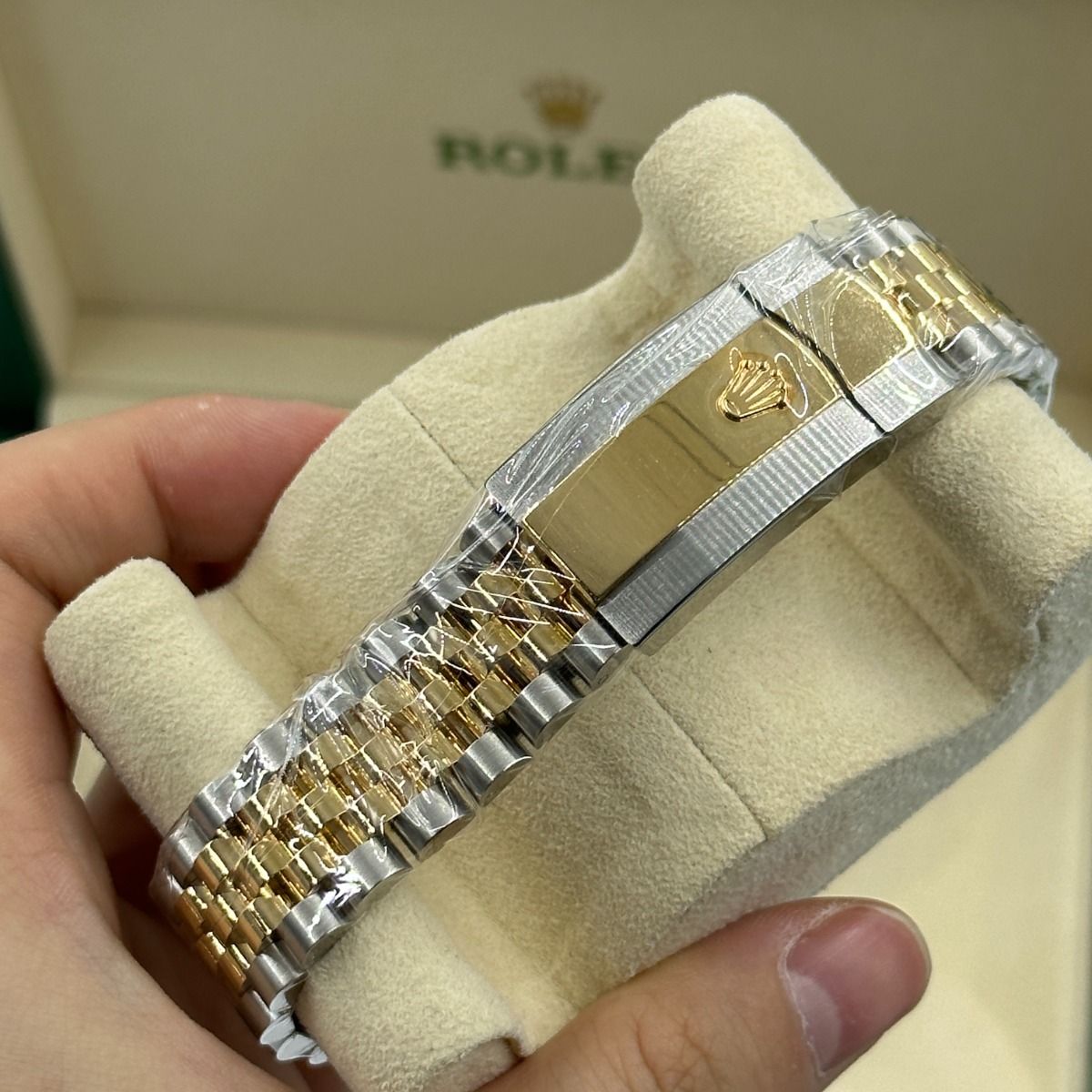 Rolex Datejust 36mm 126203 Golden Palm Dial Domed Bezel Oyster Bracelet - Image 14