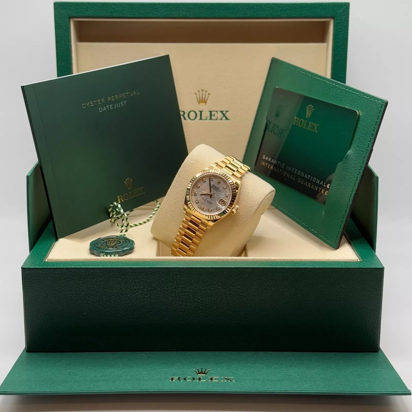 Rolex Lady-Datejust 28mm 279178 Mother-of-Pearl Diamonds Dial - Image 9