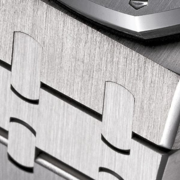 Audemars Piguet Royal Oak Grande Complication 44mm 25865BC.OO.1105BC.01 - Image 3