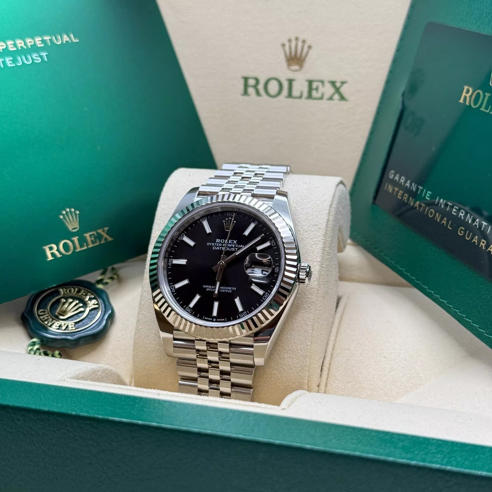 Rolex Datejust Black Index Jubilee 41mm Stainless Steel - 126334 - Image 9