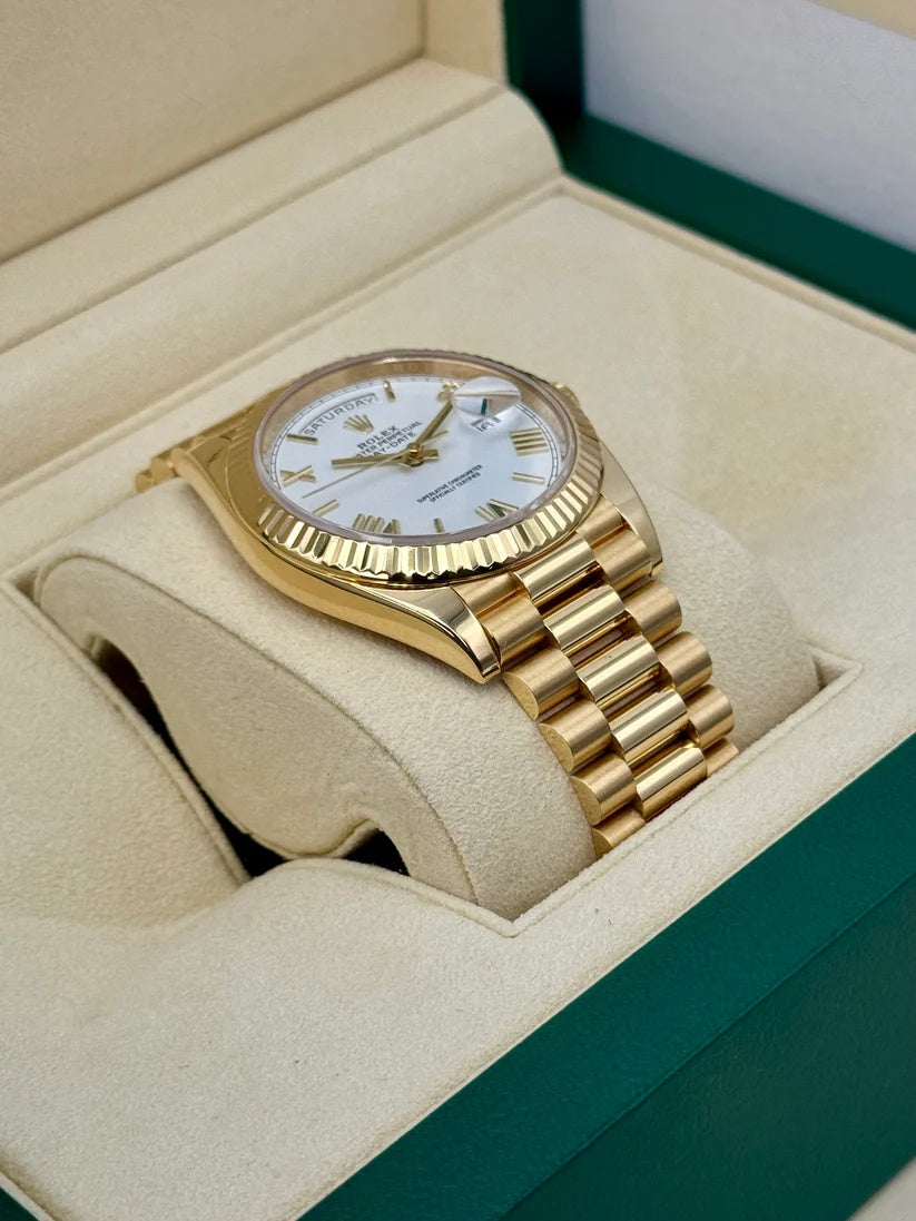 Rolex Day-Date President 40mm Yellow Gold White Roman Dial - 228238 - Image 4