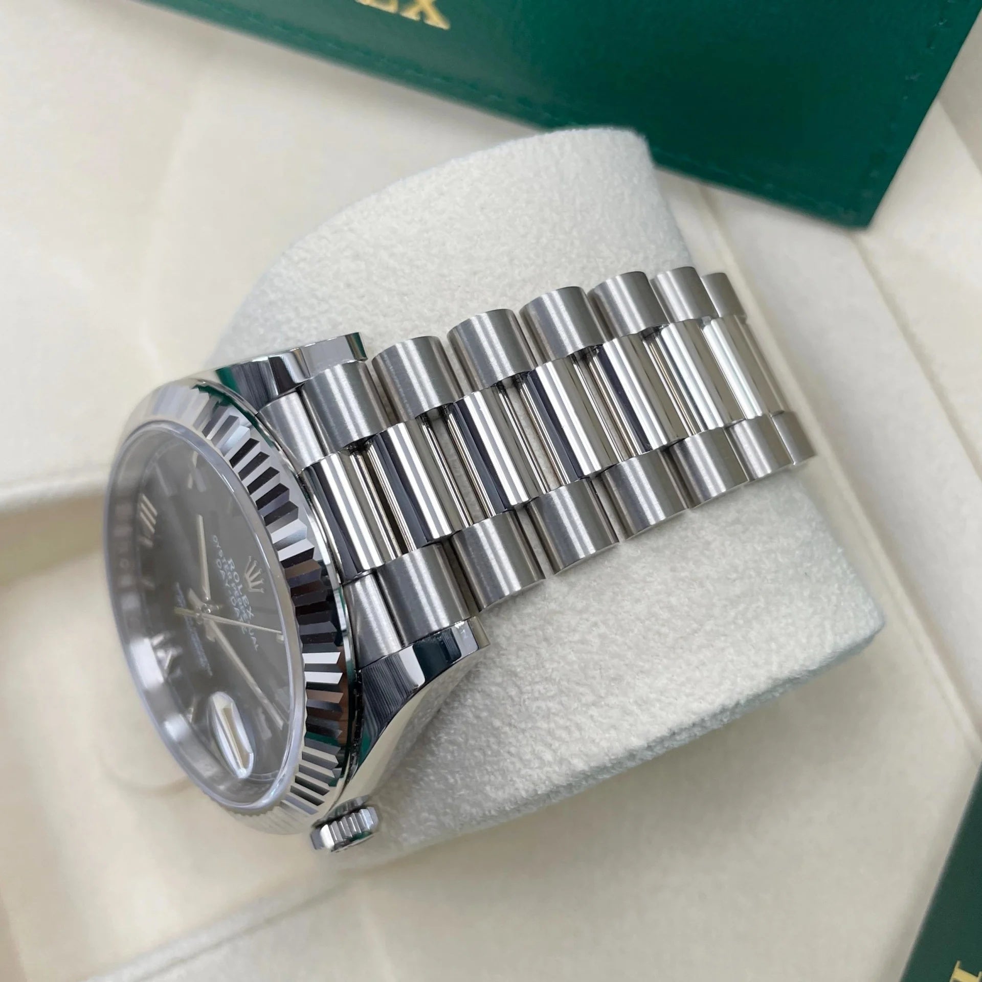 Rolex Day-Date President 40mm Blue Roman Dial 228236-0007 - Image 10