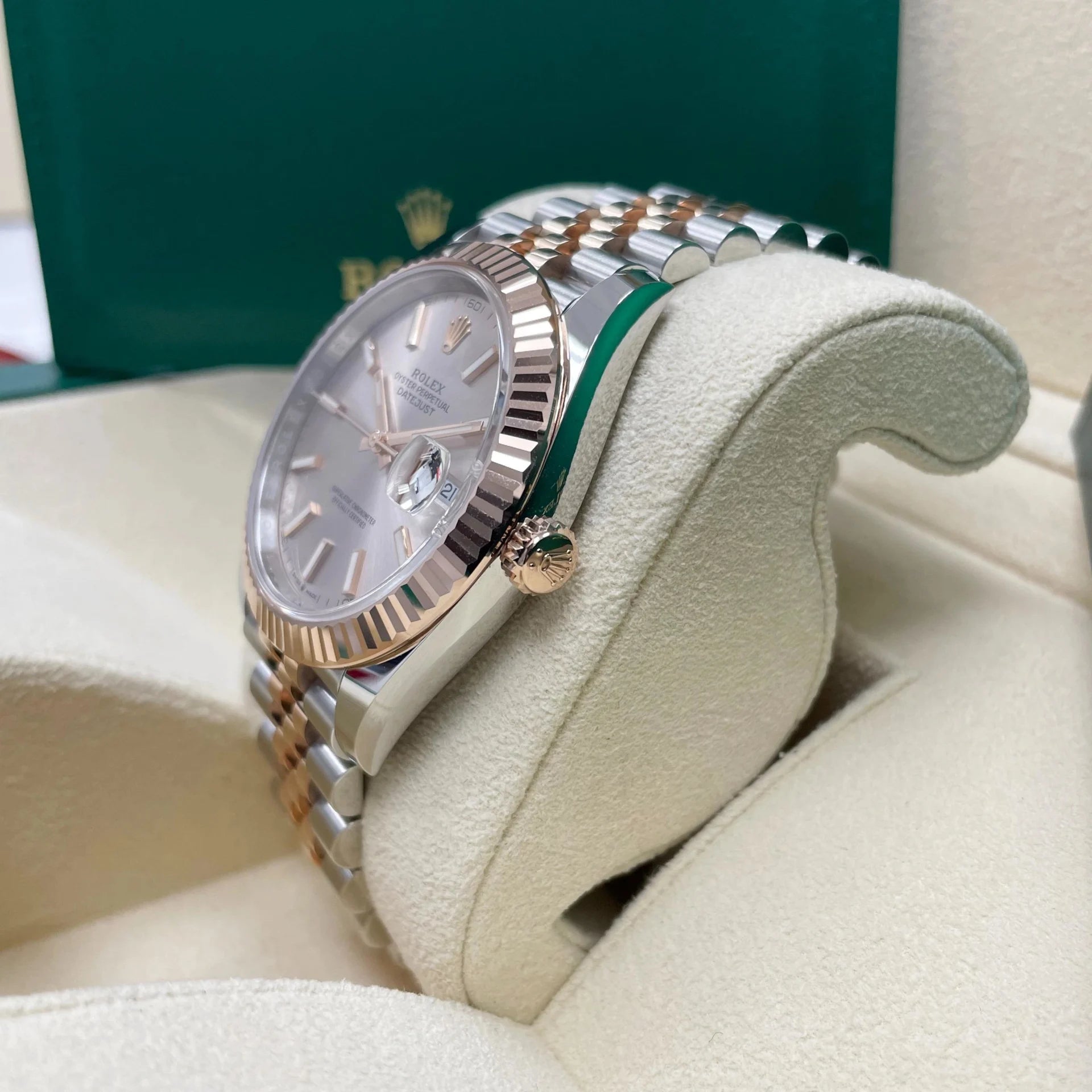 Rolex Datejust 41mm 126331 Sundust Index Oyster Steel and Everose Gold Watch - Image 5