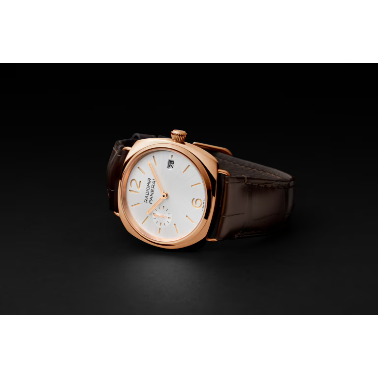 Panerai Radiomir Quaranta Goldtech�?40mm PAM01026 - Image 4