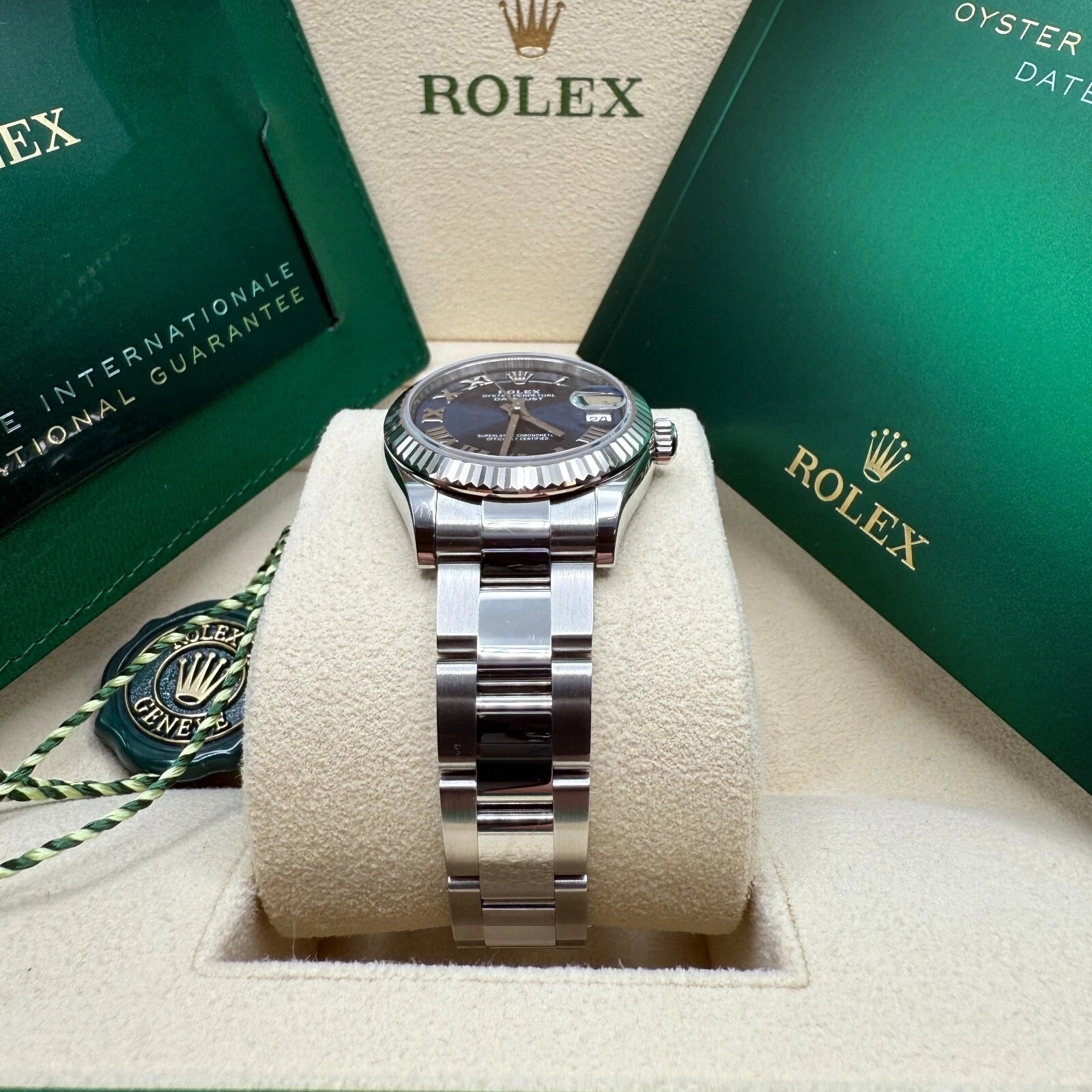 Rolex Datejust m278274-0033/0034 Bright Blue Dial 31mm Fluted Bezel Oyster Bracelet - Image 3