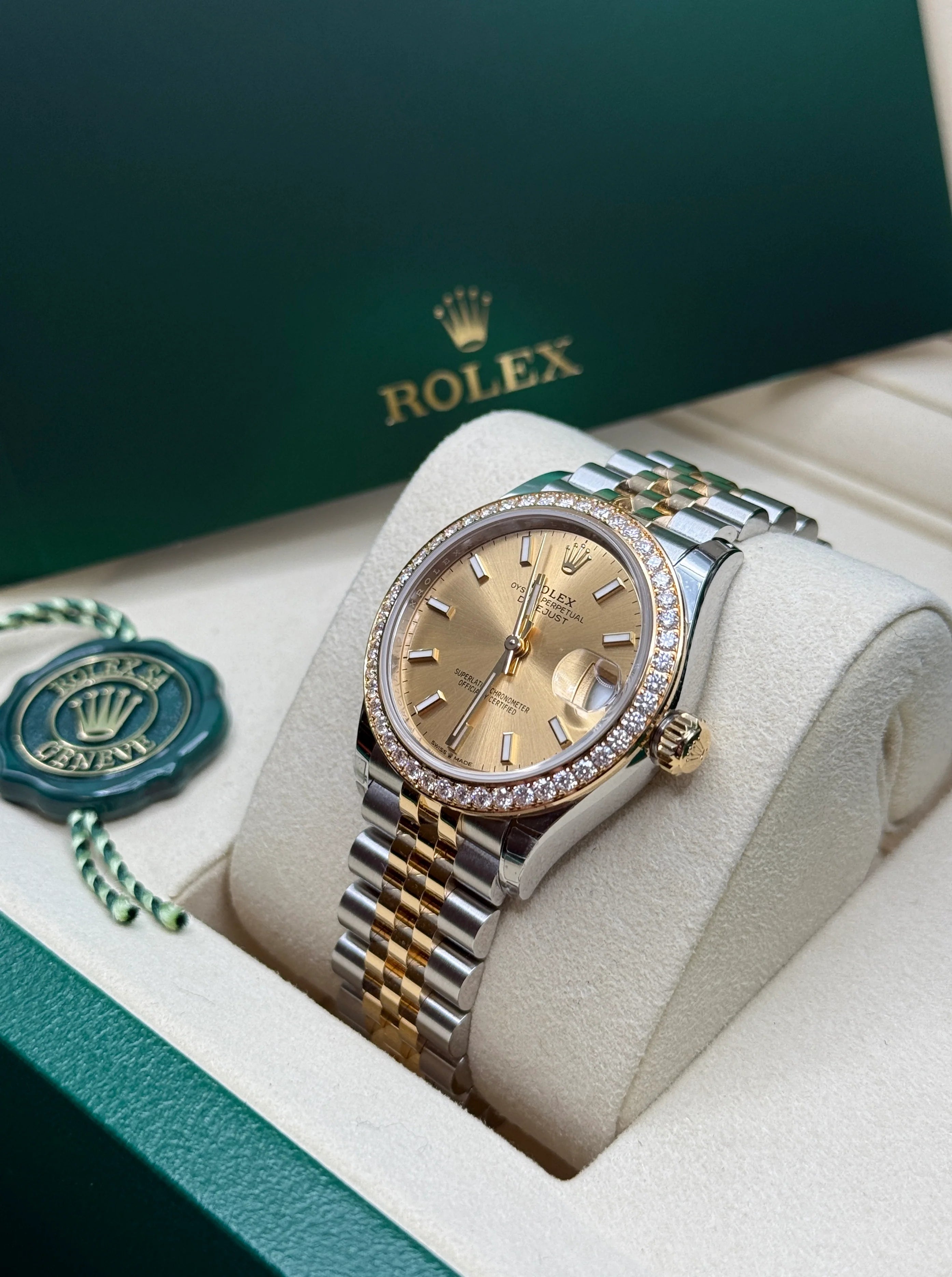 Rolex Datejust m278383-0013/0014 31mm Champagne Dial Oyster Bracelet - Image 7