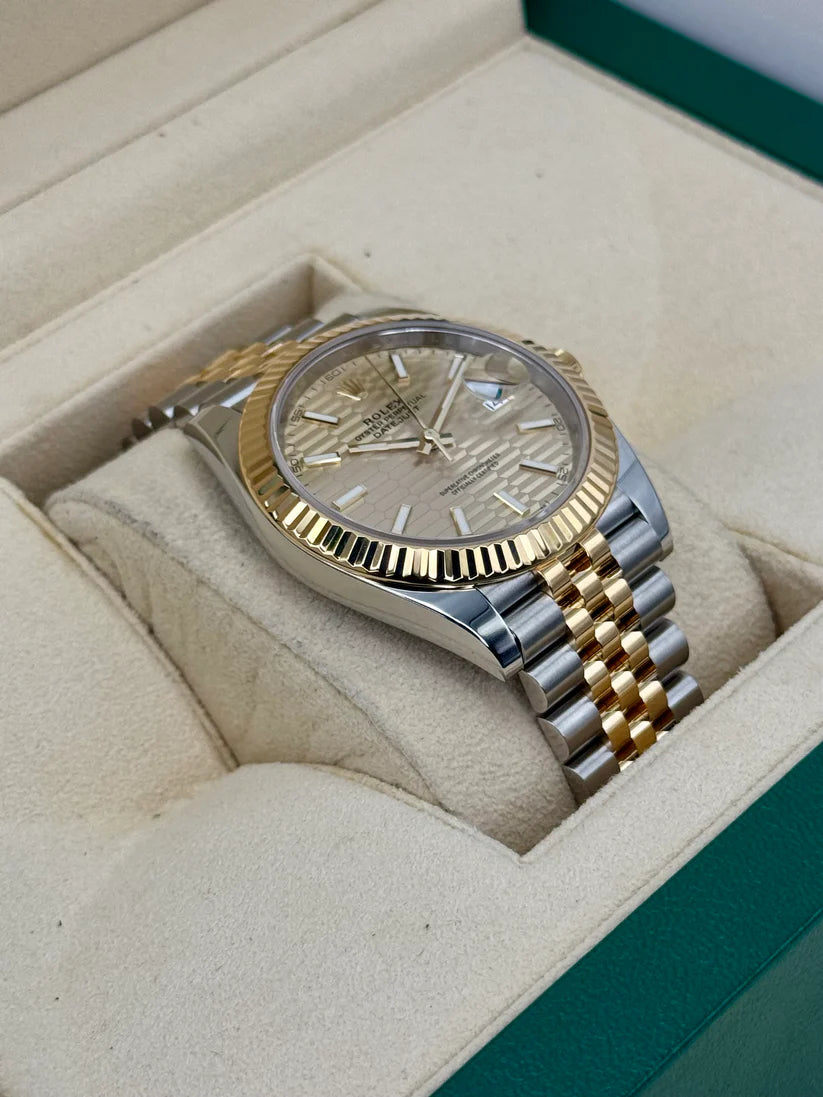 Rolex Datejust 41mm Swiss Replica Watch | Two Tone Jubilee Bracele Champagne Fluted Dial Ref 126333 - Image 4