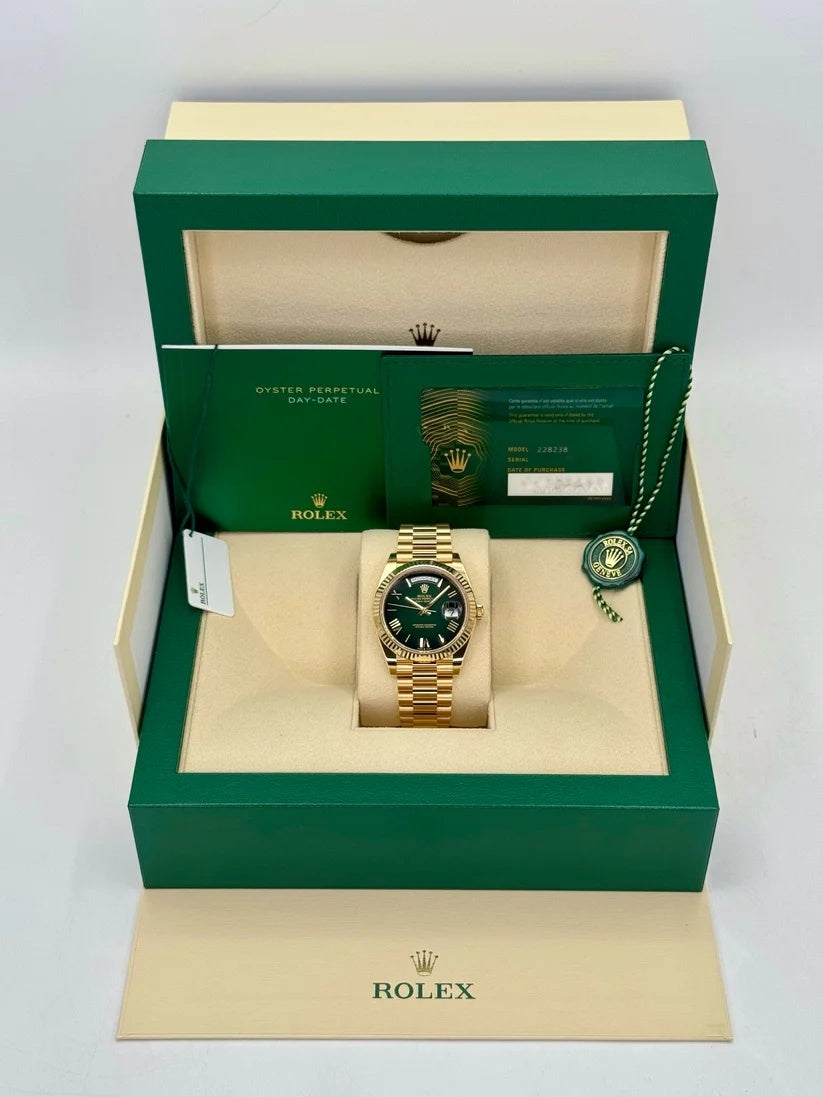 Rolex Yellow Gold President Day Date 40mm Green Roman Ombre Dial - 228238 - Image 7