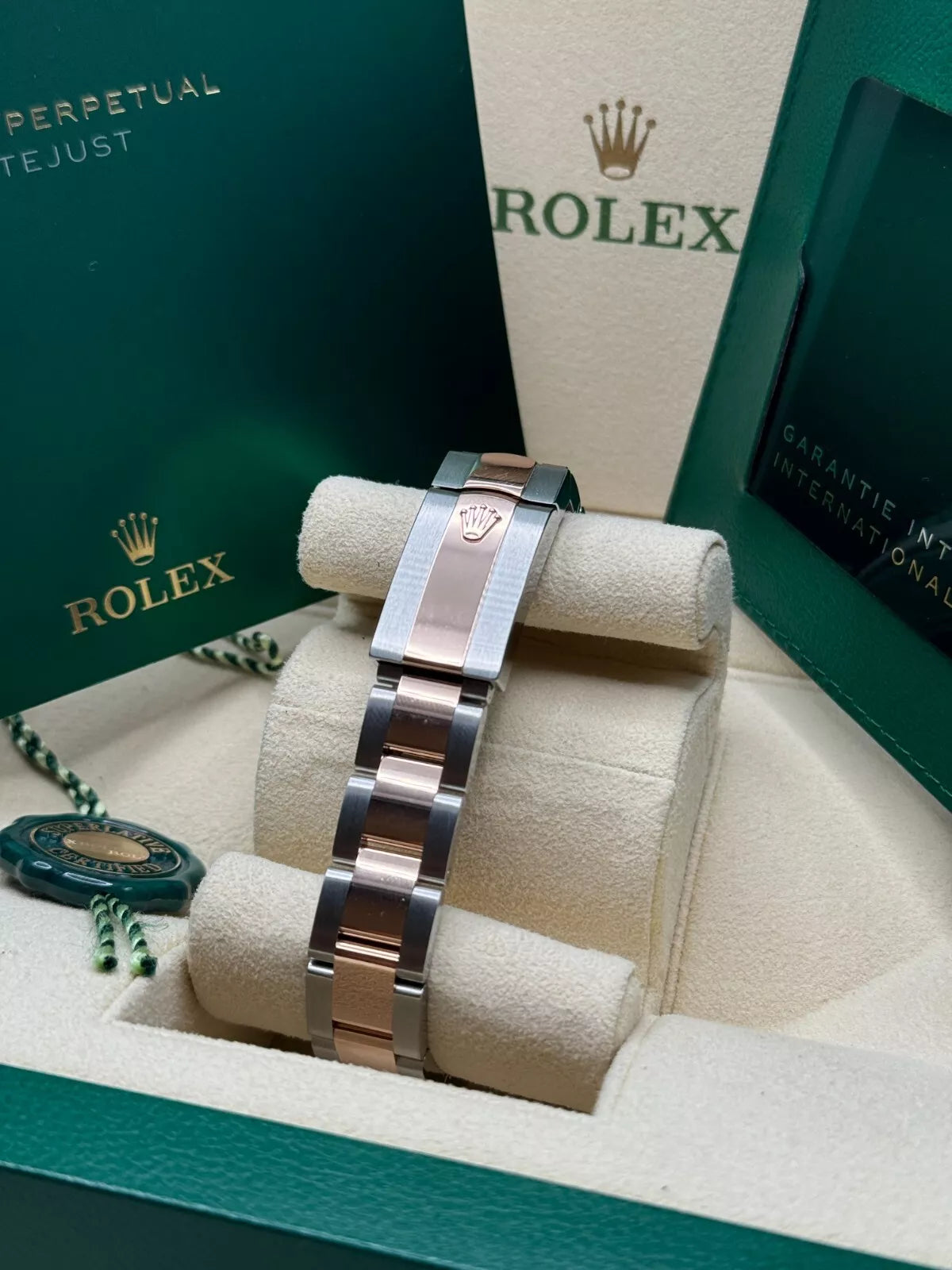 Rolex Datejust m278271-0025/0026 White Mother-of-Pearl 31mm Dial Oyster Bracelet Watch - Image 4