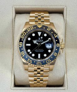 Alternative view of Rolex GMT-Master II 126718grnr-0001 40mm