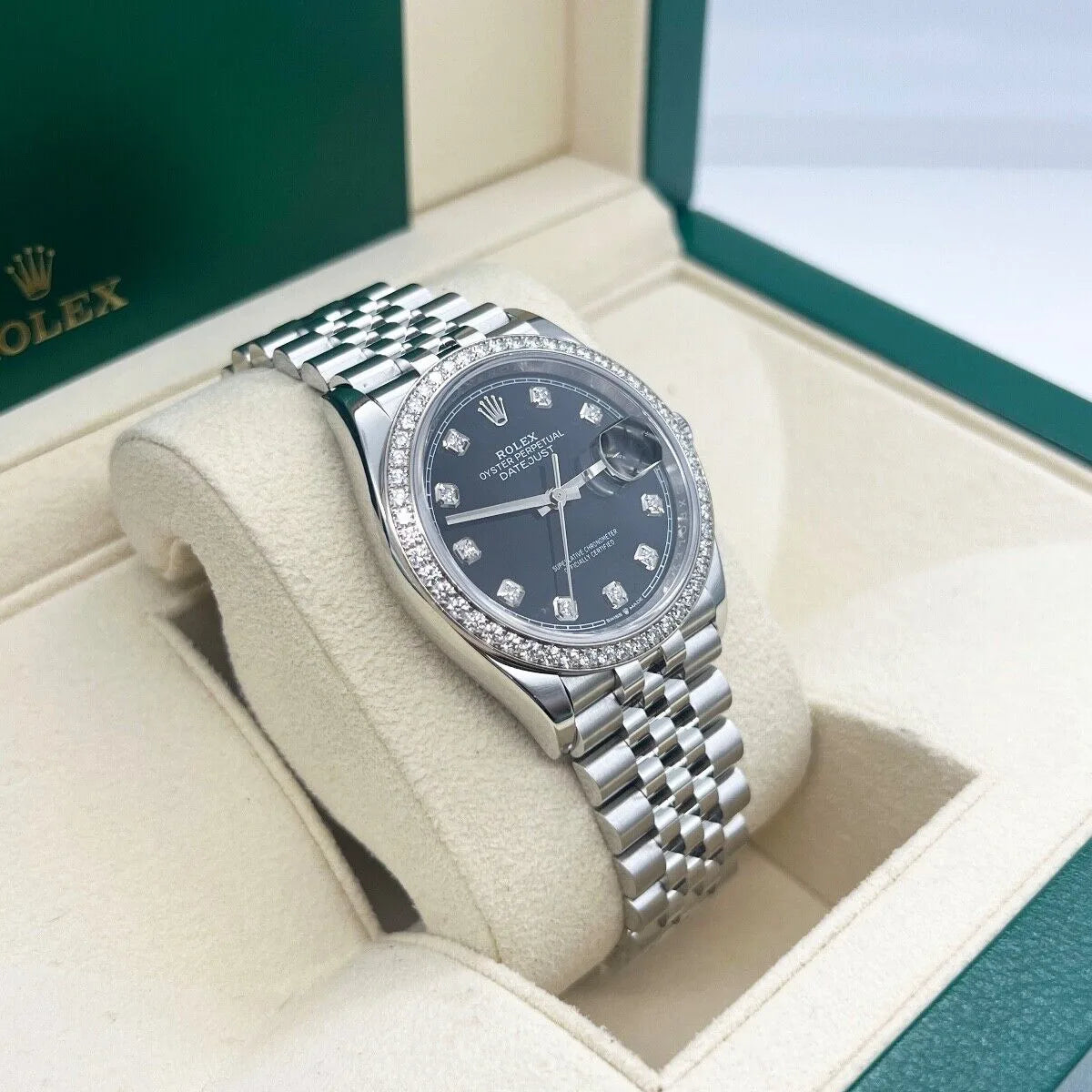 Rolex Datejust 36mm 126284 Black Dial Jubilee bracelet - Image 5