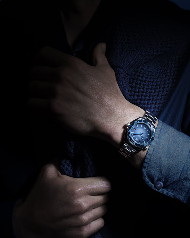 Omega Seamaster Planet Ocean 600M 39.5mm Blue Dial Stainless Steel Bracelet 215.30.40.20.03.002 - Image 6
