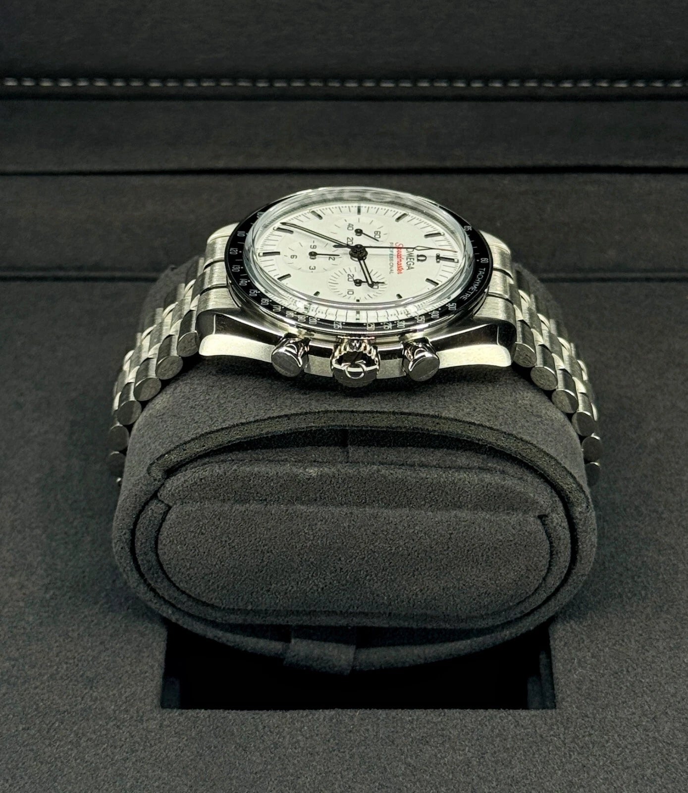 Omega Speedmaster Moonwatch Professional 42mm White Dial Stainless Steel Bracelet 310.30.42.50.04.001 - Image 5