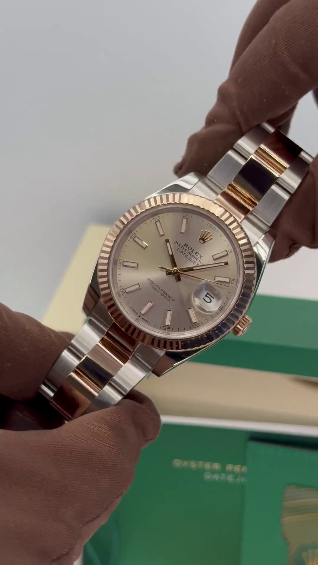 Rolex Datejust 41mm 126331 Sundust Index Oyster Steel and Everose Gold Watch - Image 7
