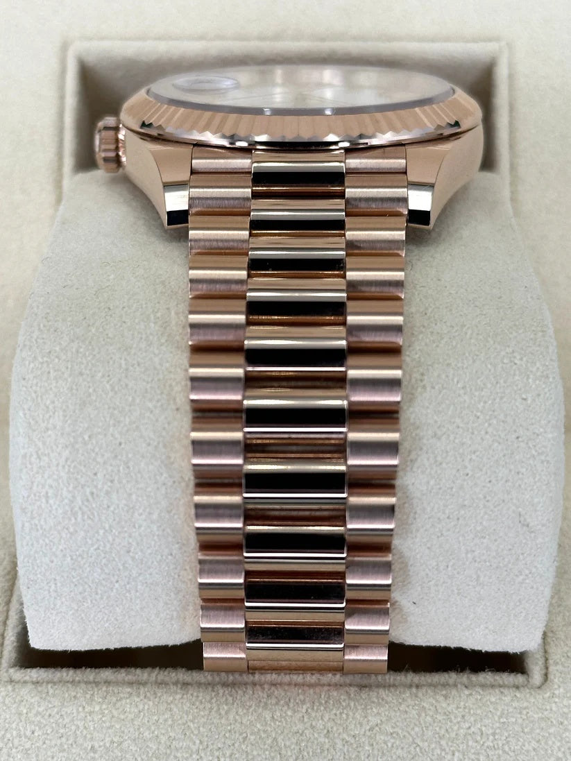 Rolex Day-Date President 40mm Everose Gold White Roman Dial - 228235 - Image 3