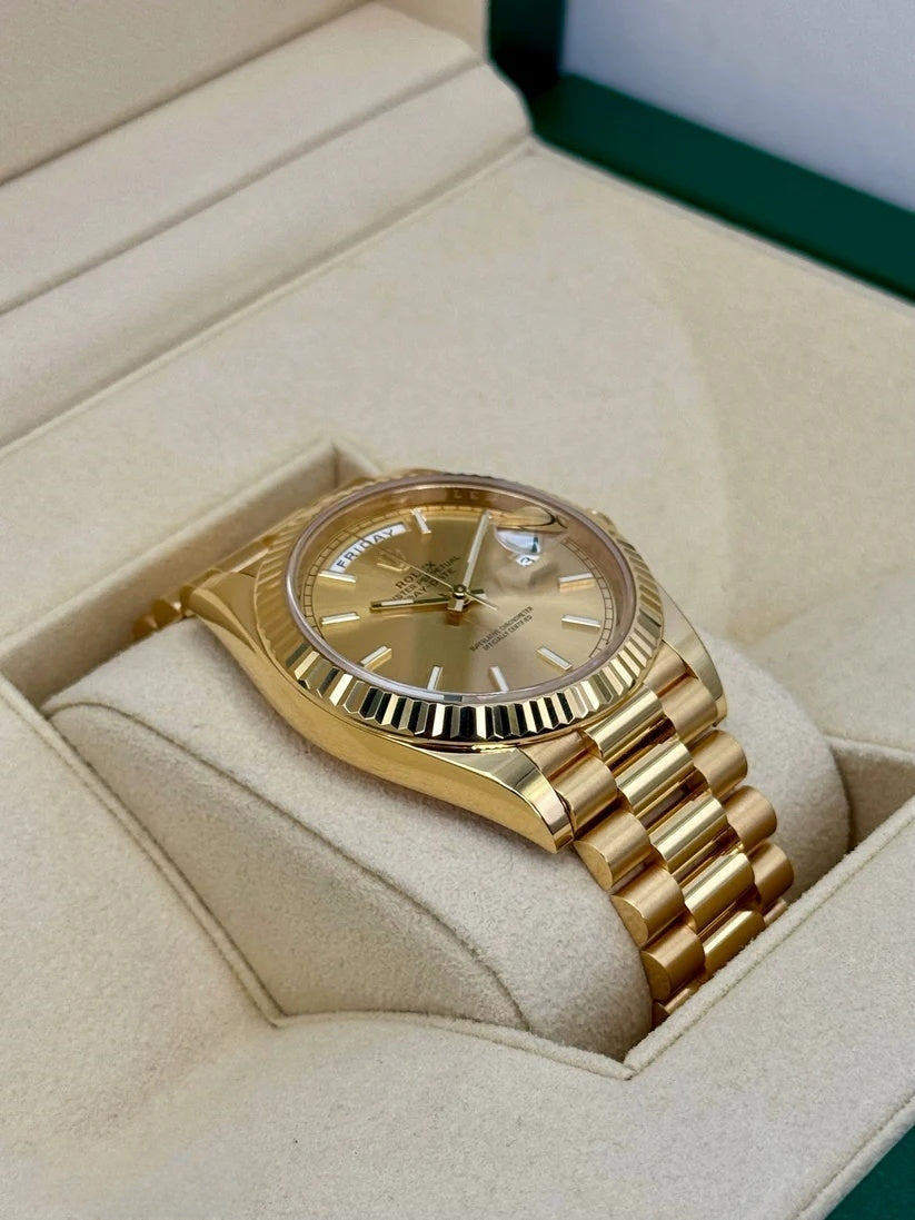 Rolex Day-Date President 40mm Yellow Gold Champagne Index Dial - 228238 - Image 4