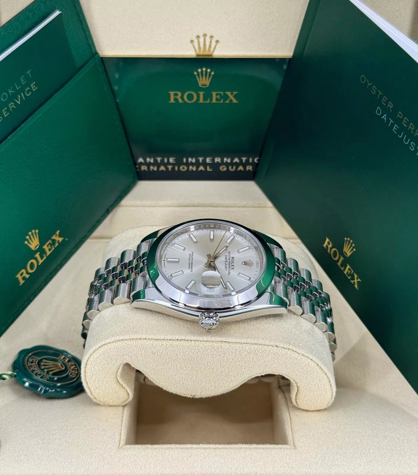 Rolex Datejust 41mm 126300 Silver Index Jubilee Stainless Steel Watch - Image 4