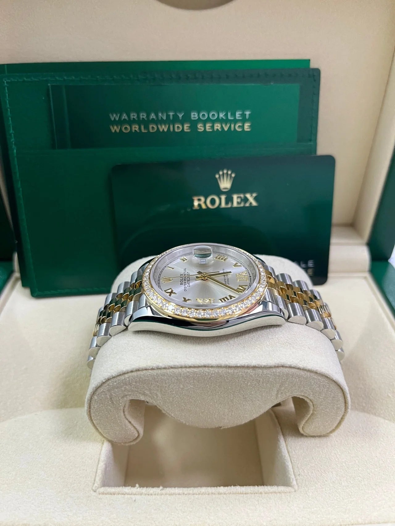 Rolex Datejust 36mm 126283 Silver Dial Diamond Bezel Jubilee Bracelet Watch - Image 4