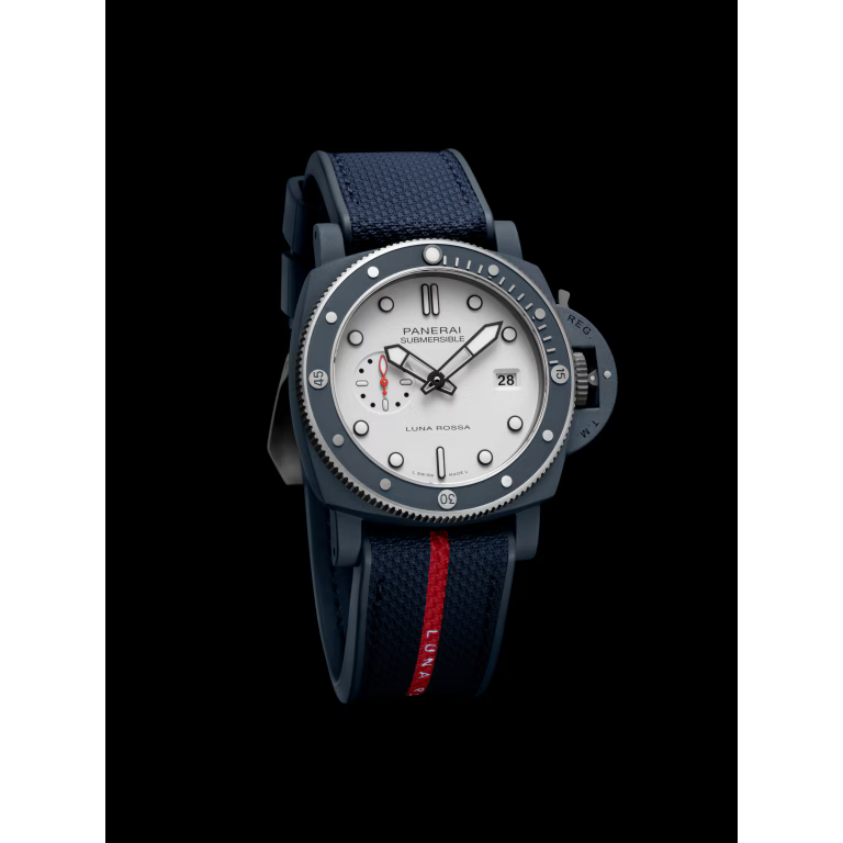 Panerai Submersible QuarantaQuattro Luna Rossa Ti-Ceramitech�?44mm PAM01543 - Image 5