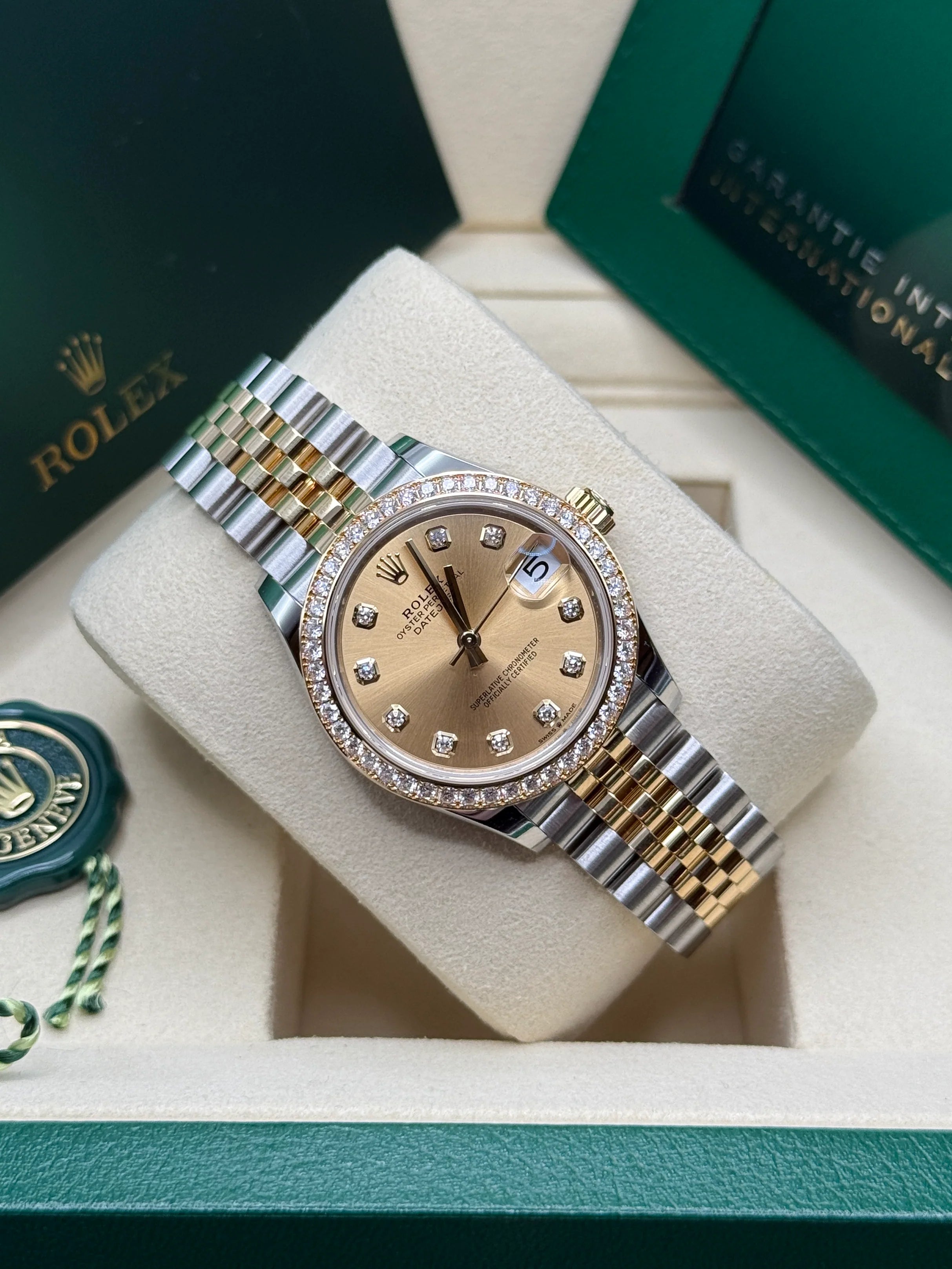 Rolex Datejust m278383-0025/0026 31mm Champagne Dial Oyster Bracelet - Image 6