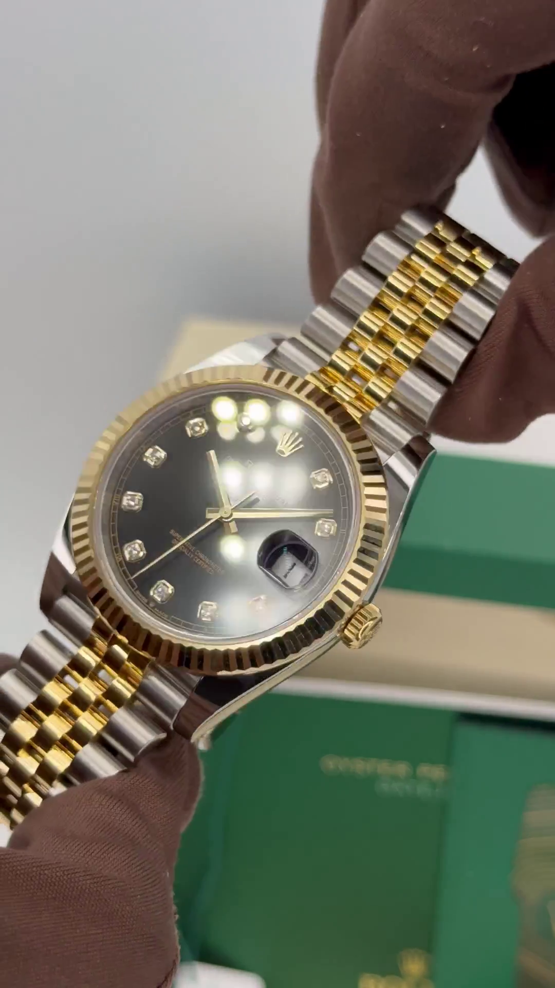 Rolex Datejust 41mm 126333 Black Diamond Jubilee Steel and Yellow Gold Men’s Watch - Image 7