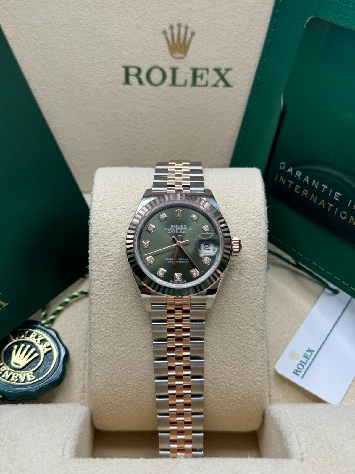 Rolex Lady-Datejust 28mm 279171 Green Diamond Oyster Stainless Steel and Rose Gold - Image 11