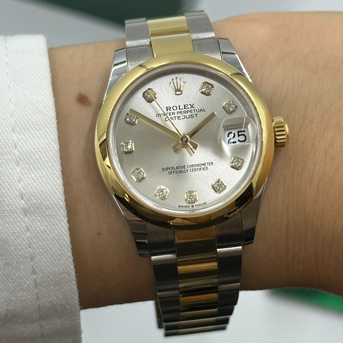 Rolex Datejust m278243-0019/0020 31mm Silver Dial Yellow Rolesor Oyster Watch - Image 7