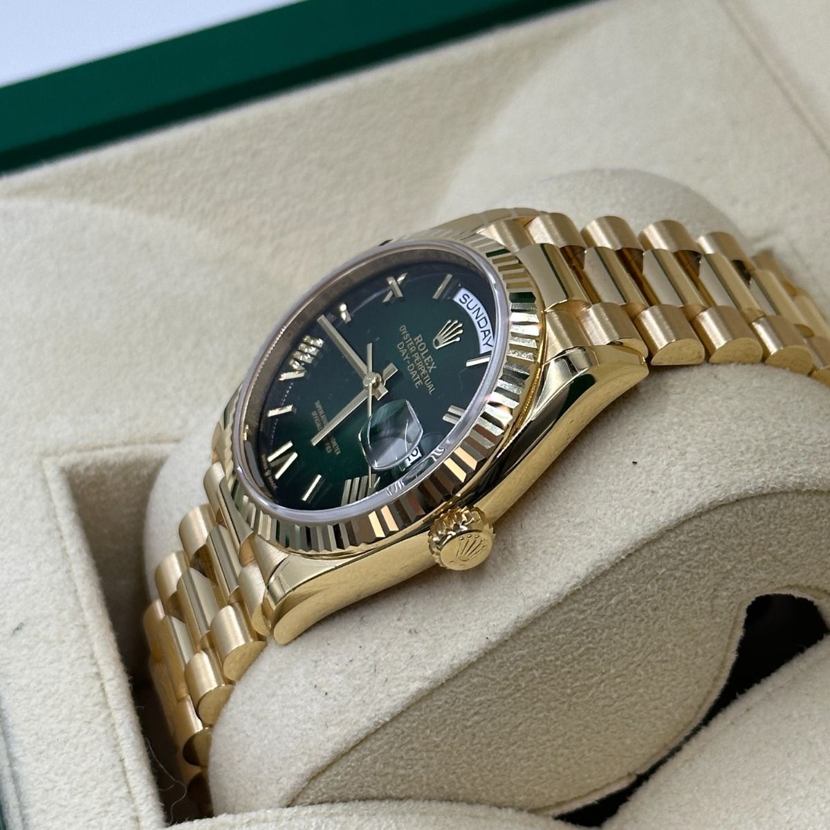 Rolex Day-Date M128238-0118 36mm - Image 4